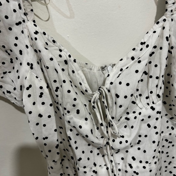 Simons dress - Picture 3 of 4